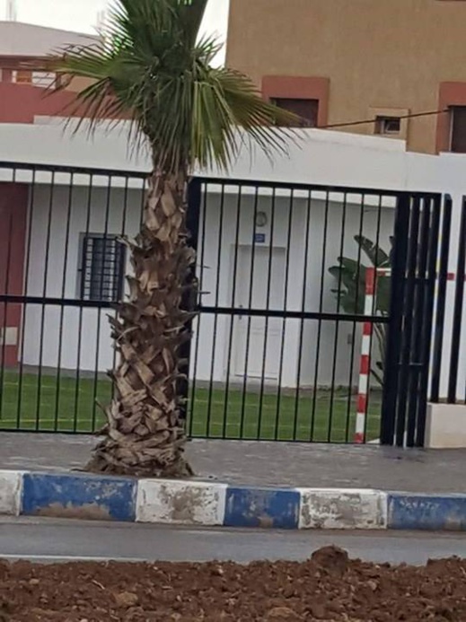 أبناء سلوان يتساءلون حول جدوى إحداث منشأة رياضية منتهية الأشغال ومجهزة لكنها مغلقة الأبواب منذ 5 سنوات أبناء سلوان يتساءلون حول جدوى إحداث منشأة رياضية منتهية الأشغال ومجهزة لكنها مغلقة الأبواب منذ 5 سنوات