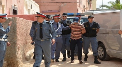 ضربة معلم.. درك الكبداني يعتقل شخصين متورطين في تكوين عصابة اجرامية تقوم بالسطو بالسلاح الأبيض ضربة معلم.. درك الكبداني يعتقل شخصين متورطين في تكوين عصابة اجرامية تقوم بالسطو بالسلاح الأبيض