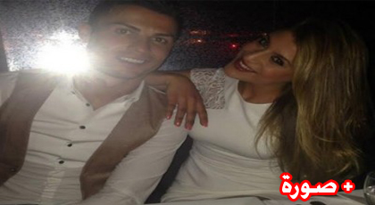 بعد رونالدو وغوتي.. الريفية آمال صابر تظهر مع نجم آخر من ريال مدريد بعد رونالدو وغوتي.. الريفية آمال صابر تظهر مع نجم آخر من ريال مدريد
