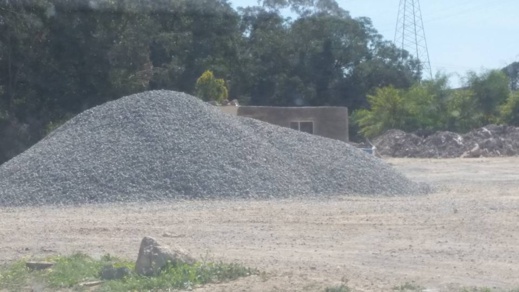 ساكنة سلوان تستغرب صمت السلطات إزاء مستغلٍ للملك العمومي من أجل الربح الخاص على حساب البيئة ساكنة سلوان تستغرب صمت السلطات إزاء مستغلٍ للملك العمومي من أجل الربح الخاص على حساب البيئة