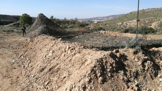 انفجار برميل بارود بمدينة مليلية يتسبب في نقل جنديان اسبان الى المستشفى انفجار برميل بارود بمدينة مليلية يتسبب في نقل جنديان اسبان الى المستشفى