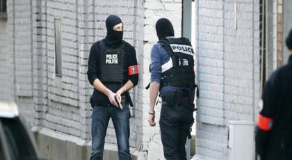 طارق الشط.. قصة شرطي مغربي يمشط “أحياء المتطرفين” في بروكسيل طارق الشط.. قصة شرطي مغربي يمشط “أحياء المتطرفين” في بروكسيل