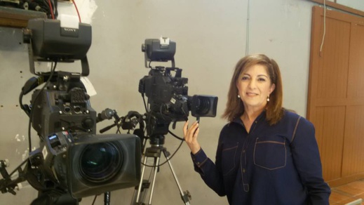 الكاتبة بديعة التنوتي سليلة الناظور في حوار شيق مع ناظورسيتي: قادتني قصيدة ريفية للاشتغال بالقناة الأمازيغية الكاتبة بديعة التنوتي سليلة الناظور في حوار شيق مع ناظورسيتي: قادتني قصيدة ريفية للاشتغال بالقناة الأمازيغية