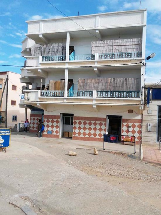 لا تضيعوا الفرصة.. بيع منزل به محلات تجارية وسط تمسامان بالمزاد العلني لا تضيعوا الفرصة.. بيع منزل به محلات تجارية وسط تمسامان بالمزاد العلني