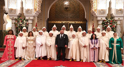 الملك يستقبل ويعين أعضاء المجلس الأعلى للسلطة القضائية من بينهم الناظوري عبد الكريم الأعزاني الملك يستقبل ويعين أعضاء المجلس الأعلى للسلطة القضائية من بينهم الناظوري عبد الكريم الأعزاني