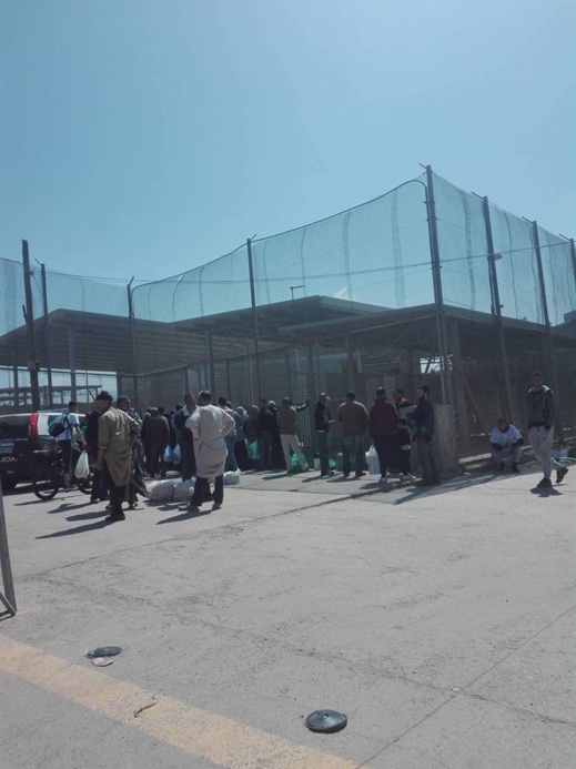 محاولة فاشلة لتهريب 10 أفارقة من معبر فرخانة محاولة فاشلة لتهريب 10 أفارقة من معبر فرخانة