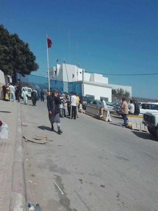 محاولة فاشلة لتهريب 10 أفارقة من معبر فرخانة محاولة فاشلة لتهريب 10 أفارقة من معبر فرخانة