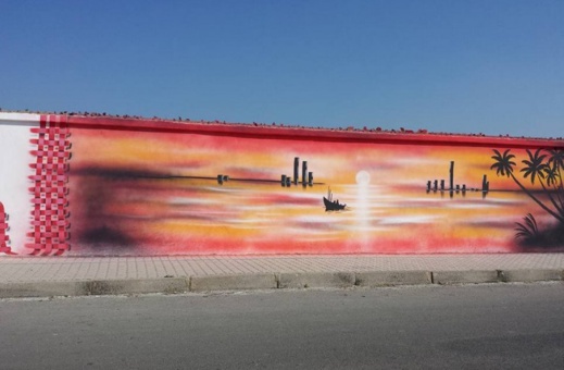 شاب يفلح في خلق فضاء رائع برسمه جداريات على أسوار مهملة بالعروي فمتى تنقل بلدية الناظور تجربته شاب يفلح في خلق فضاء رائع برسمه جداريات على أسوار مهملة بالعروي فمتى تنقل بلدية الناظور تجربته