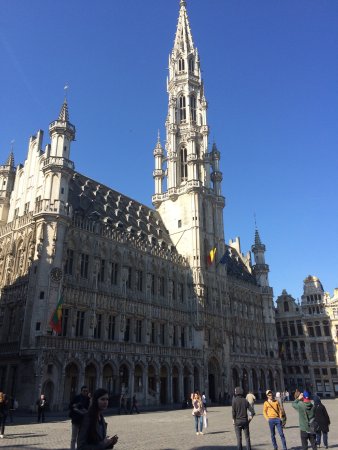 صور.. أفضل الوجهات السياحية في العاصمة البلجيكية بروكسل