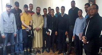بعد إثارة معاناة طلبة الدريوش.. عضوان من المجلس الإقليمي يجتمعان بجمعيات تسير النقل الجامعي
