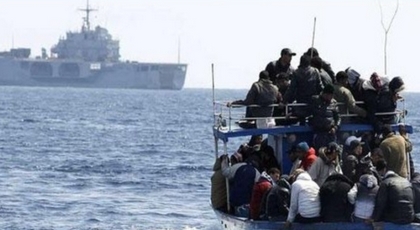 البحرية الإسبانية توقف قاربين بهما 125 مهاجراً سرياً قادمين من المغرب البحرية الإسبانية توقف قاربين بهما 125 مهاجراً سرياً قادمين من المغرب