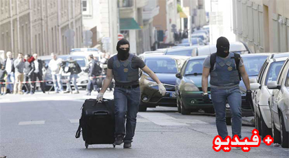 العثور على أسلحة وراية تنظيم "الدولة الإسلامية" في شقة المعتقلان بمدينة مارسيليا الفرنسية 