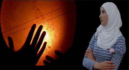 مريم المرابط يافعة من مدينة الحسيمة تبدع في أداء مقاطع "إزران" بحلة جديدة مريم المرابط يافعة من مدينة الحسيمة تبدع في أداء مقاطع "إزران" بحلة جديدة