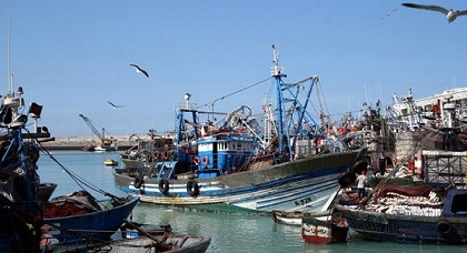 هبة ملكية قيمتها 500 مليون ممنوحة لفائدة صيادي الحسيمة لتحسين وضعيتهم المهنية هبة ملكية قيمتها 500 مليون ممنوحة لفائدة صيادي الحسيمة لتحسين وضعيتهم المهنية