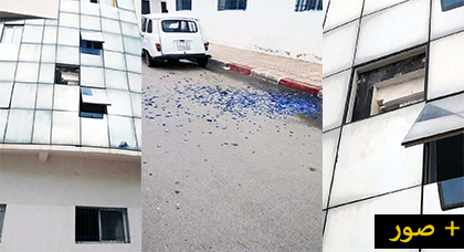 تساقط زجاج مقر الجماعة الحضرية لمدينة الناظور ونشطاء يحذرون من سقوطه على رؤوس المرتفقين تساقط زجاج مقر الجماعة الحضرية لمدينة الناظور ونشطاء يحذرون من سقوطه على رؤوس المرتفقين