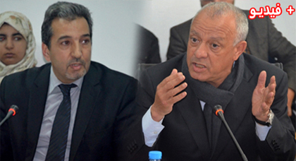 بنبرة صارمة.. والي الجهة يطالب المدير الجهوي للكهرباء بالإسراع في تمكين ساكنة جماعات الدريوش بالكهرباء بنبرة صارمة.. والي الجهة يطالب المدير الجهوي للكهرباء بالإسراع في تمكين ساكنة جماعات الدريوش بالكهرباء