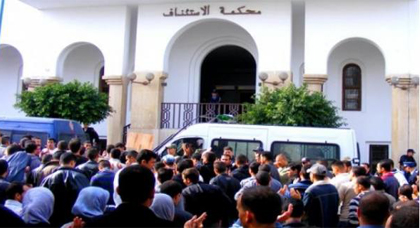 تهم ثقيلة تنتظر معتقلي أحداث إمزورن بعد إحالتهم على غرفة الجنايات تهم ثقيلة تنتظر معتقلي أحداث إمزورن بعد إحالتهم على غرفة الجنايات