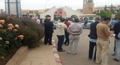 جامعة وجدة على صفيح ساخن والأساتذة يضربون عن العمل لهذا السبب جامعة وجدة على صفيح ساخن والأساتذة يضربون عن العمل لهذا السبب