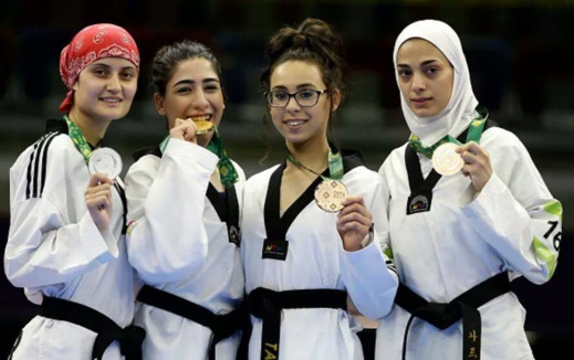 البطلة الناظورية في "التايكواندو" ندى لعرج تحرز الميدالية البرونزية في ألعاب التضامن الإسلامي البطلة الناظورية في "التايكواندو" ندى لعرج تحرز الميدالية البرونزية في ألعاب التضامن الإسلامي