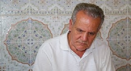 والد الزفزافي: ابني تعرض للتعذيب ومعنوياته مرتفعة والد الزفزافي: ابني تعرض للتعذيب ومعنوياته مرتفعة