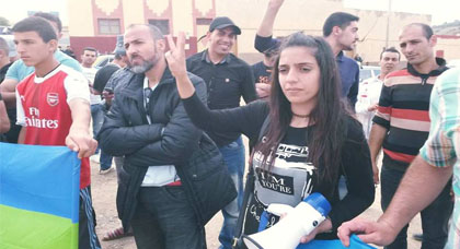  إعتقال سليمة الزياني "سيليا" الوجه النسائي البارز في الحراك الشعبي بمدينة الحسيمة 