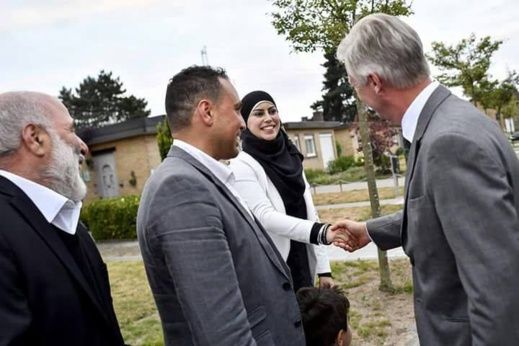العاهل البلجيكي يشارك أسرة مغربية إفطار رمضان العاهل البلجيكي يشارك أسرة مغربية إفطار رمضان