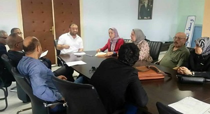 اجتماع بين جمعية "رأفة" وبياطرة والبلدية يفضي إلى ضرورة بدء العمل على تعقيم الكلاب بدل تقتيلها بالناظور