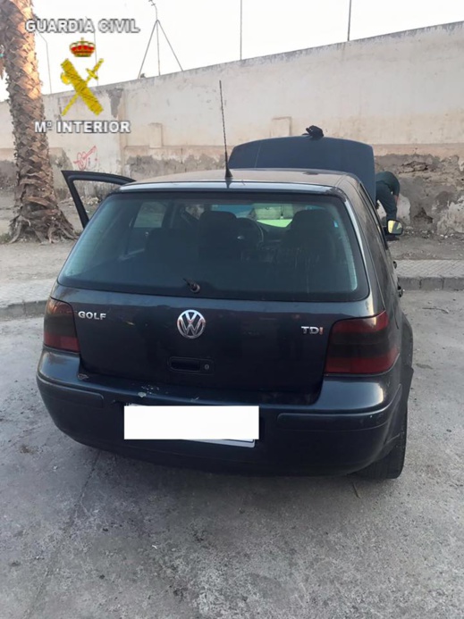 مليلية.. اعتقال مغربي بعد محاولته تهريب 5 مهاجرين أفارقة داخل تجاويف سيارته مليلية.. اعتقال مغربي بعد محاولته تهريب 5 مهاجرين أفارقة داخل تجاويف سيارته