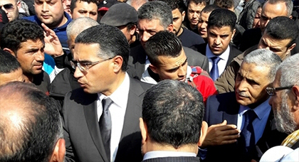 التقدم والإشتراكية والبيجيدي والإستقلال والإتحاد الإشتراكي يجتمعون بالوالي اليعقوبي حول حراك الريف التقدم والإشتراكية والبيجيدي والإستقلال والإتحاد الإشتراكي يجتمعون بالوالي اليعقوبي حول حراك الريف