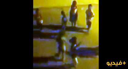 هكذا يلهو أطفال الحسيمة: شعارات صاخبة تملأ الأحياء السكنية صباح مساء هكذا يلهو أطفال الحسيمة: شعارات صاخبة تملأ الأحياء السكنية صباح مساء