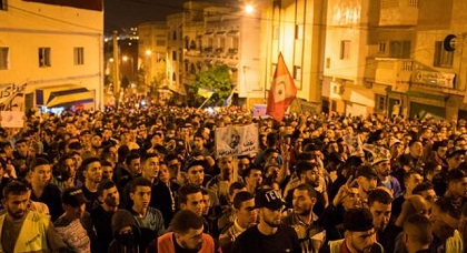 اعتقالات جديدة وتقديم 13 متهما من نشطاء حراك الريف وسجن أحدهم بسنتين اعتقالات جديدة وتقديم 13 متهما من نشطاء حراك الريف وسجن أحدهم بسنتين