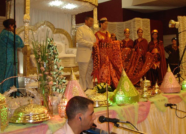 تنظيم حفلات الاعراس بالناظور قرارات و قوانين جديدة تنظيم حفلات الاعراس بالناظور قرارات و قوانين جديدة