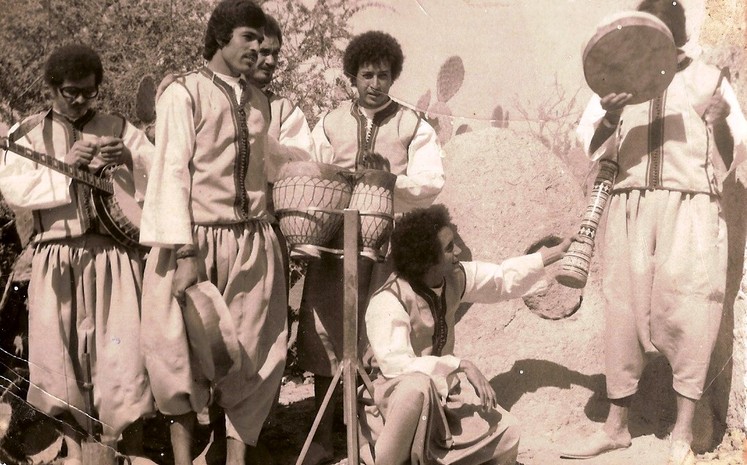 حفريات في الذاكرة الغنائية بالناظور حفريات في الذاكرة الغنائية بالناظور