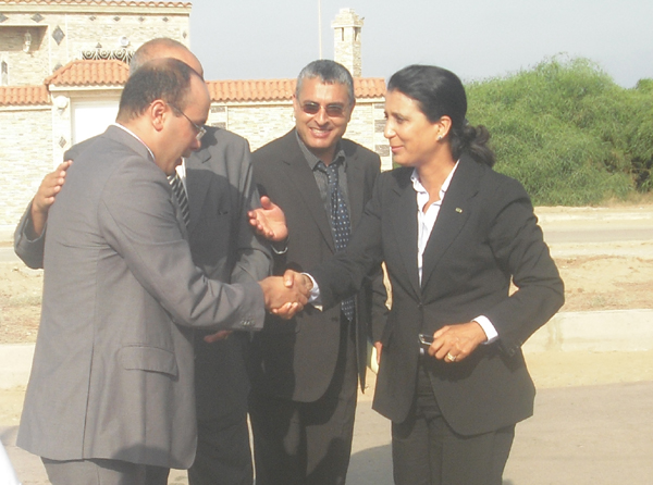 وزيرة الشباب والرياضة نوال المتوكل تتفقد مخيم أركمان وزيرة الشباب والرياضة نوال المتوكل تتفقد مخيم أركمان