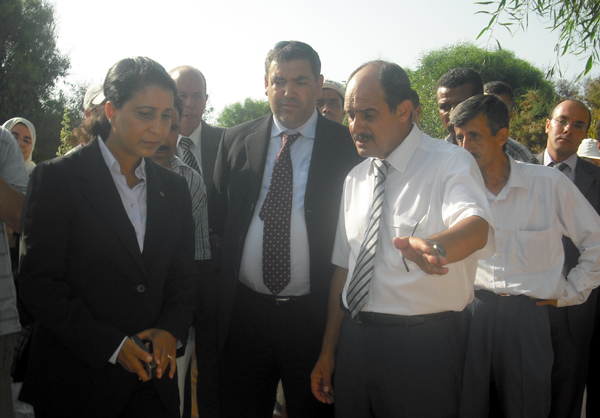 وزيرة الشباب والرياضة نوال المتوكل تتفقد مخيم أركمان وزيرة الشباب والرياضة نوال المتوكل تتفقد مخيم أركمان