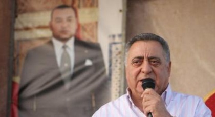 المحامي زيان: إبنة المعتقل محمد جلول تمّ صفعها بمخفر الشرطة لتنبيهها بعدم الخروج في التظاهرات المحامي زيان: إبنة المعتقل محمد جلول تمّ صفعها بمخفر الشرطة لتنبيهها بعدم الخروج في التظاهرات