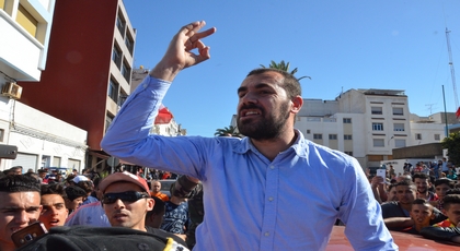 هيومن رايتس ووتش: الزفزافي متابع بتهمة يعاقب عليها القانون المغربي بالاعدام هيومن رايتس ووتش: الزفزافي متابع بتهمة يعاقب عليها القانون المغربي بالاعدام