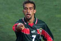 جنوب إفريقيا تختار مصطفى حاجي سفيراً لكأس العالم 2010 جنوب إفريقيا تختار مصطفى حاجي سفيراً لكأس العالم 2010