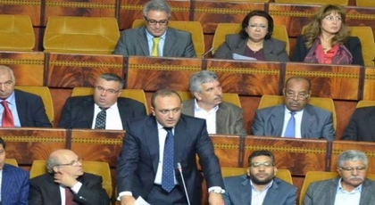 قاضي التحقيق يأمر بإيداع برلماني استقلالي السجن ويتابع 7 مسؤولين آخرين قاضي التحقيق يأمر بإيداع برلماني استقلالي السجن ويتابع 7 مسؤولين آخرين