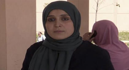 زوجة المعتـقل "جلول" تتساءل عن جدوى المطالبة بالعفو مادام المعني بريئا زوجة المعتـقل "جلول" تتساءل عن جدوى المطالبة بالعفو مادام المعني بريئا