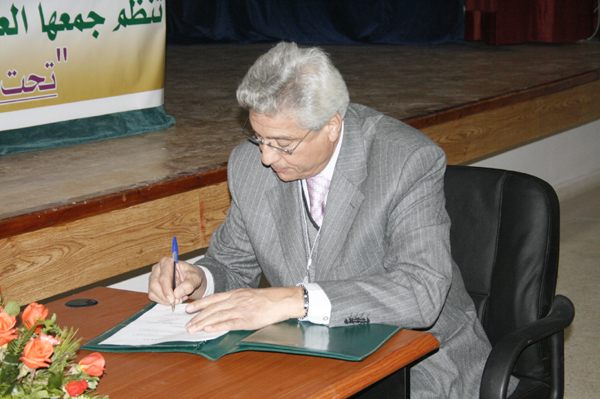 بوجيدة يؤكّد عزمه مواصلة انتقاد الوصاية من الدّاخل بوجيدة يؤكّد عزمه مواصلة انتقاد الوصاية من الدّاخل