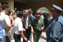 التوفالي يوقف إضرابه عن الطّعام وسط ضغوط التوفالي يوقف إضرابه عن الطّعام وسط ضغوط