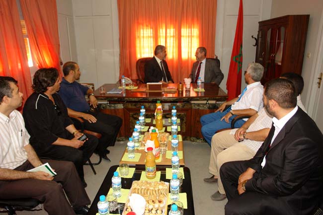 لقاء ببني انصار يجمع يحيى يحيى بالقنصل الاسباني بالناظور لقاء ببني انصار يجمع يحيى يحيى بالقنصل الاسباني بالناظور