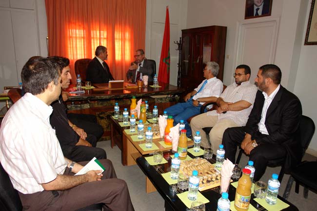 لقاء ببني انصار يجمع يحيى يحيى بالقنصل الاسباني بالناظور لقاء ببني انصار يجمع يحيى يحيى بالقنصل الاسباني بالناظور