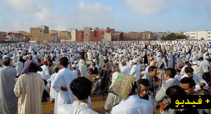 صلاة العيد تتحول الى إحتجاجات عارمة ضد إمام أخطأ في أداء الصلاة صلاة العيد تتحول الى إحتجاجات عارمة ضد إمام أخطأ في أداء الصلاة