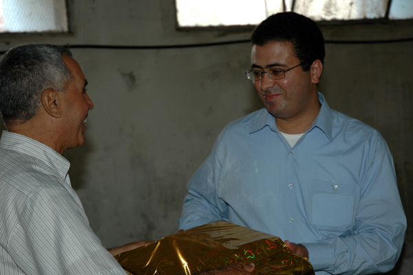 تكريم مسؤولَيْن نالا ترقيتين لشغل مسؤوليات بوجدة والحسيمة تكريم مسؤولَيْن نالا ترقيتين لشغل مسؤوليات بوجدة والحسيمة