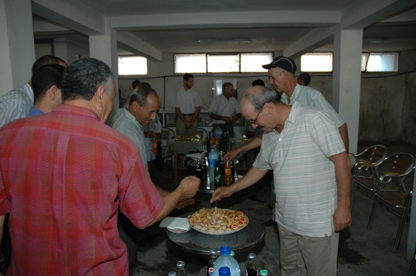 تكريم مسؤولَيْن نالا ترقيتين لشغل مسؤوليات بوجدة والحسيمة تكريم مسؤولَيْن نالا ترقيتين لشغل مسؤوليات بوجدة والحسيمة