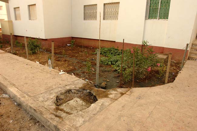 سكّان إقامات حيّ المطار القديم ينتفضون ضدّ الصمت سكّان إقامات حيّ المطار القديم ينتفضون ضدّ الصمت