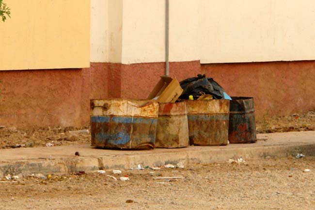 سكّان إقامات حيّ المطار القديم ينتفضون ضدّ الصمت سكّان إقامات حيّ المطار القديم ينتفضون ضدّ الصمت