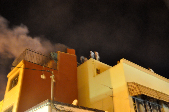 إخماد نيران قبل أن تنال من دكاكين قيسارية النّاظور إخماد نيران قبل أن تنال من دكاكين قيسارية النّاظور